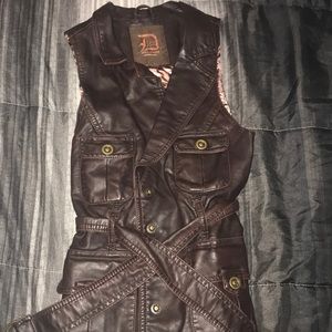 Sleeveless Jacket / Vest